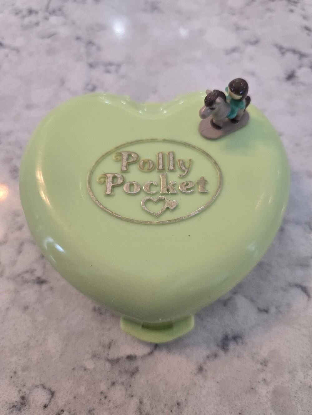 Vintage Bluebird 1989 Polly Pocket Pony Club Stable Green Heart with One Figure